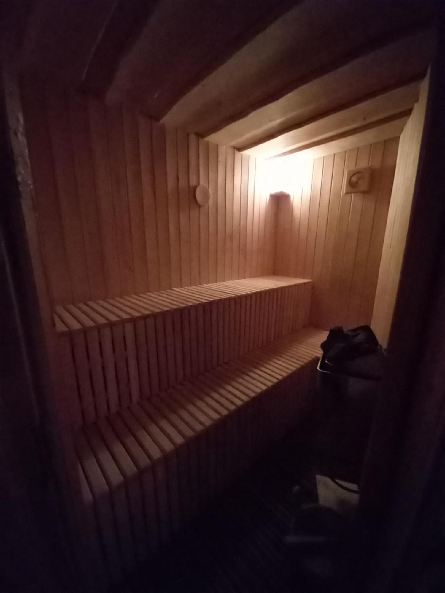 Visual Apartman Комарно Экстерьер фото